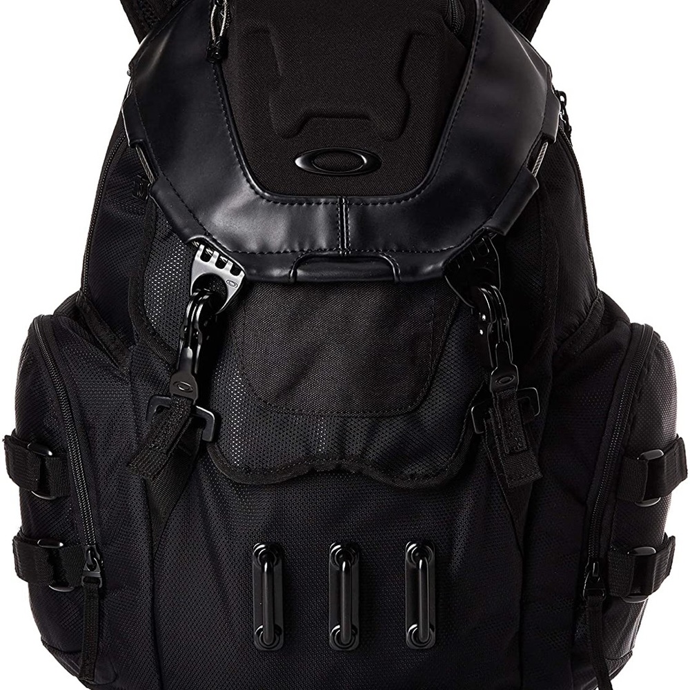 Oakley bathroom sink backpack